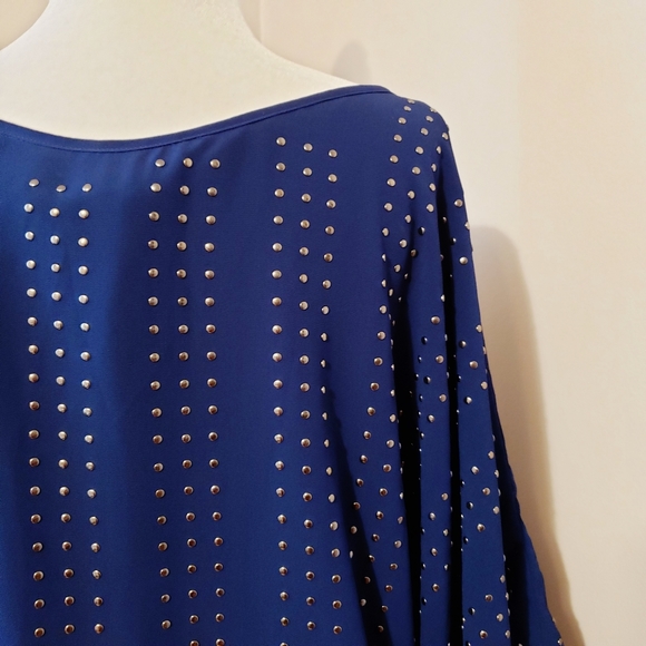 STUNNING DRAPING OVERSIZED DRESS studded - Picture 4 of 11